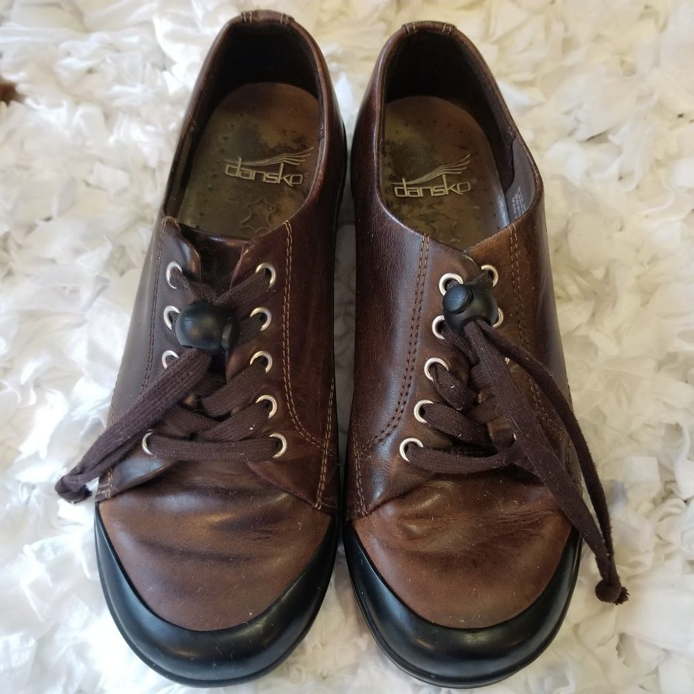 Dansko Veda Oxford Lace Clogs.